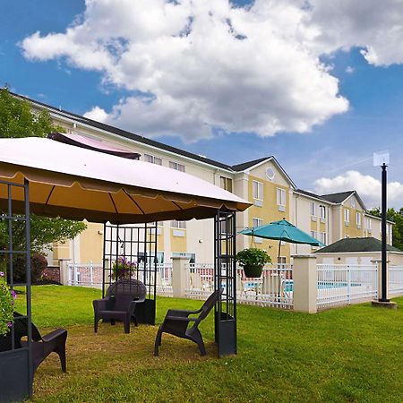 Quality Inn Spring Mills - Martinsburg North Eksteriør bilde