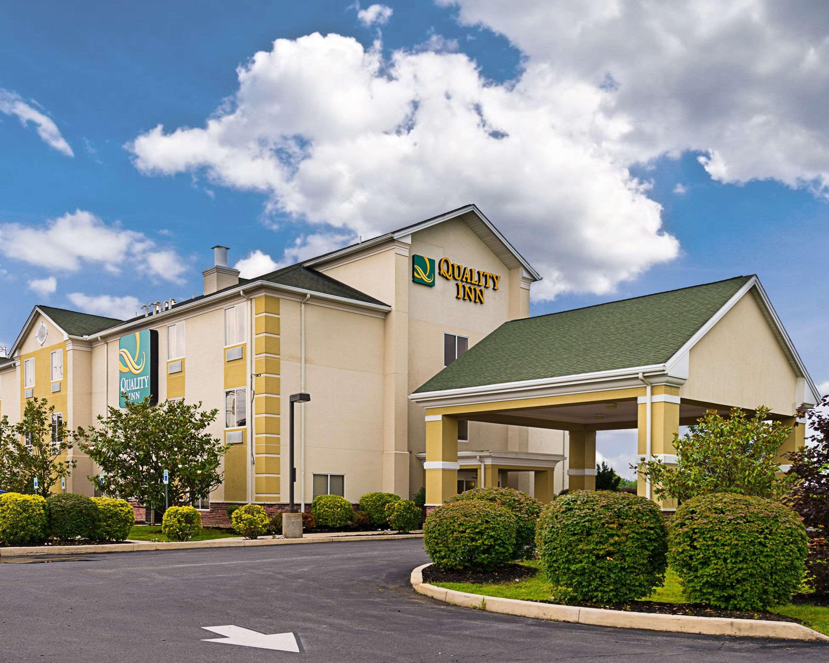 Quality Inn Spring Mills - Martinsburg North Eksteriør bilde