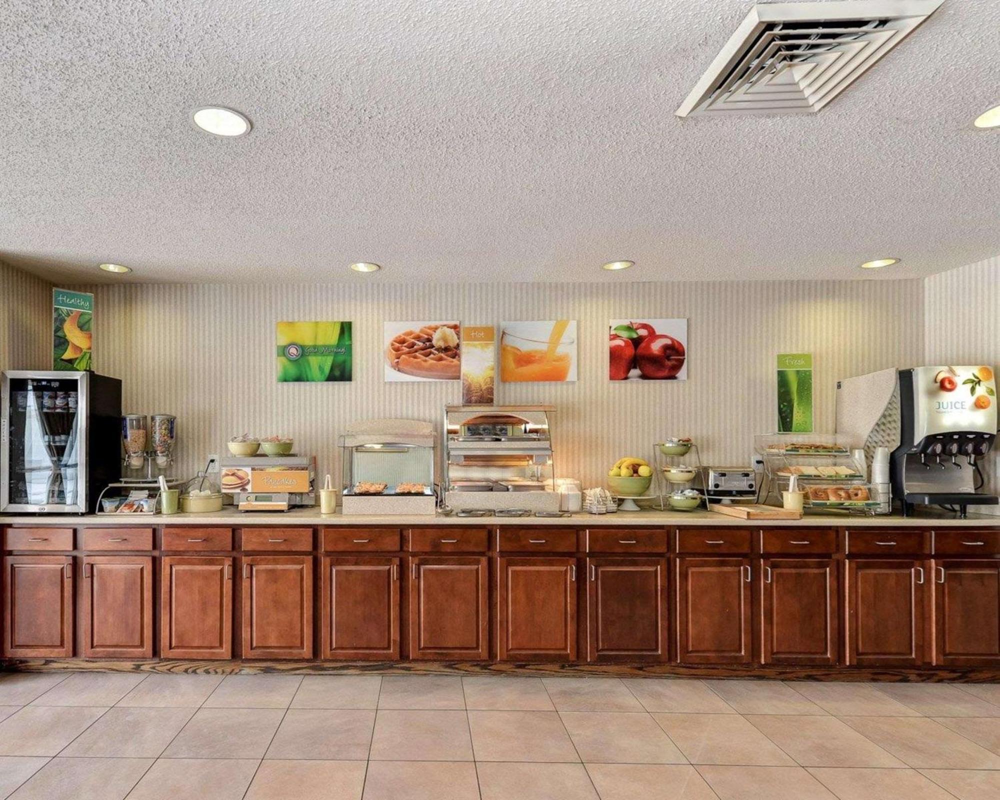Quality Inn Spring Mills - Martinsburg North Eksteriør bilde