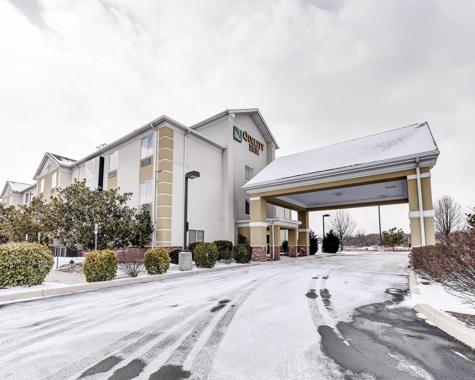 Quality Inn Spring Mills - Martinsburg North Eksteriør bilde